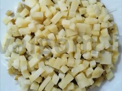 Salotos su konservuotomis žuvimis Žingsnis 5