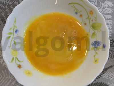 Kalakutienos kotletai su ajranu Žingsnis 3