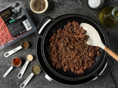 Faršas su bulvėmis keptuvėje Žingsnis 1