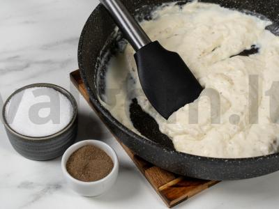 Makaronai grietinėlės padaže Žingsnis 4