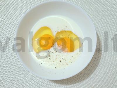 Švelnus omletas su pupelėmis ir sūriu Žingsnis 2