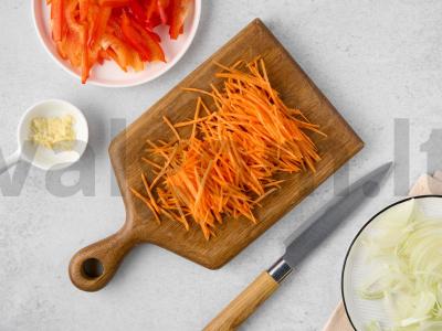 Paprastas stir-fry su funchoza ir daržovėmis Žingsnis 2