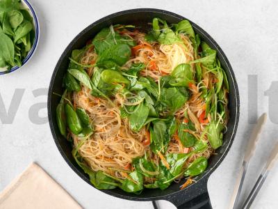 Paprastas stir-fry su funchoza ir daržovėmis Žingsnis 5