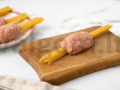 Spagečiai su faršu „Senelio ūsai“ Žingsnis 2