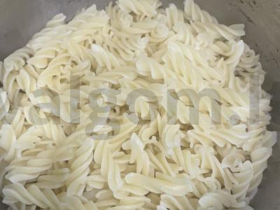 Makaronai „Spiralės“ su žaliu pipiru Žingsnis 2