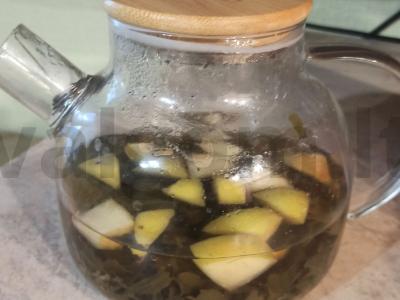 Žalioji arbata su anyžiu ir obuoliu pagrindine nuotrauka