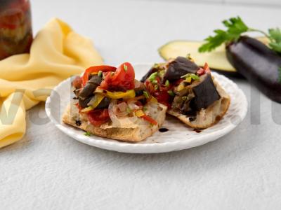 Baklažanai žiemai su pomidorais pagrindine nuotrauka