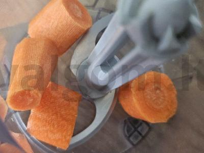 Morkų tortas su šokoladu ir marmeladu Žingsnis 1