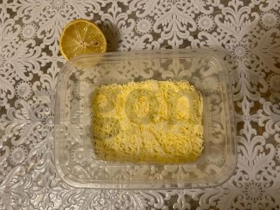 Šoninės ritinėliai su sūriu, česnaku, kiaušiniu ir grybais Žingsnis 3