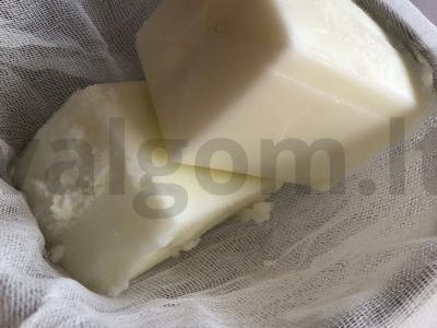 Kvapnus varškės sūris su sezamų aliejumi ir česnako pipirais Žingsnis 1