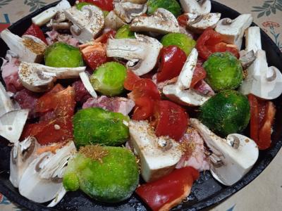 Jautiena, kepta su daržovėmis ir itališkais prieskoniais Žingsnis 5