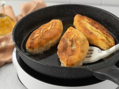 Kepti pyragėliai su obuoliais Žingsnis 6