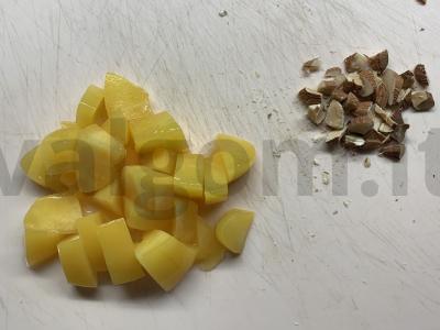 Desertas su persikais, varškės sūriu ir migdolais Žingsnis 2