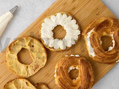 Kremiški žiedai su varškės kremu Žingsnis 7