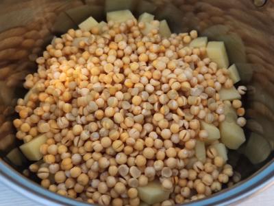 Žirnių sriuba-pyragas Žingsnis 1