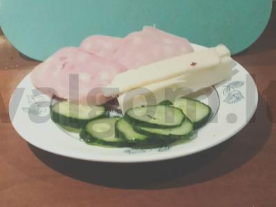 Sotūs sumuštinis su rugine duona Žingsnis 1