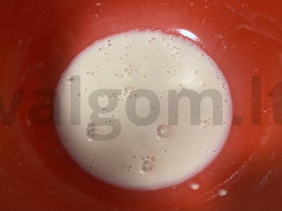 Rūgštynės su apelsinų žievelių ir cinamono sirupu Žingsnis 1