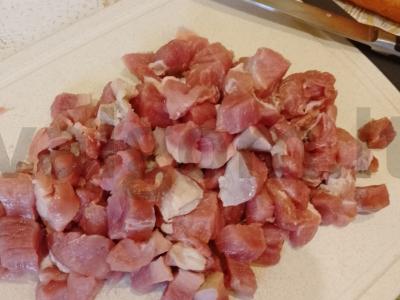 Mėsos padažas su daržovėmis Žingsnis 1