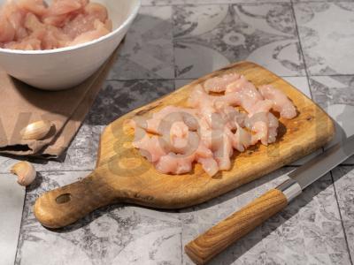 Salotas su sūrio rutuliukais ir sausainiais Žingsnis 1