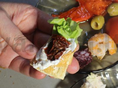 Šventiniai užkandžių vokai su įvairiomis įdarais Žingsnis 11