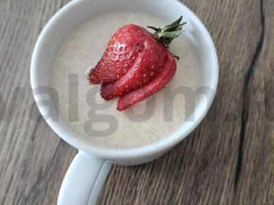 Braškinių suflė iš rauginto pieno desertui Žingsnis 4