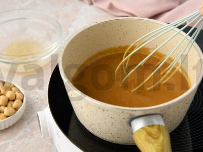 Eklerai su karameliniu kremu Žingsnis 2