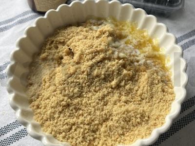 Estetinis varškės sūrio pyragas su mėlynėmis Žingsnis 4