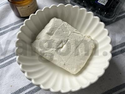 Estetinis varškės sūrio pyragas su mėlynėmis Žingsnis 10