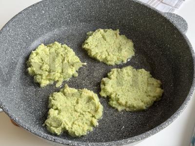 Kopūstų blynai Žingsnis 3