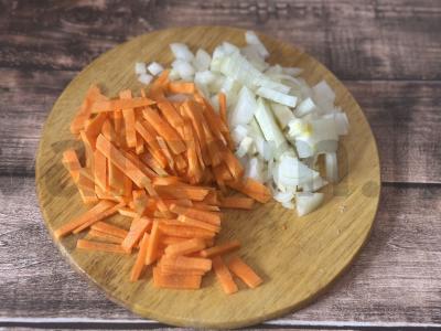 Greitas plovas su vištiena ir kmynais Žingsnis 2