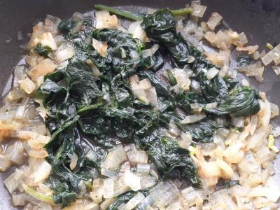 Žaliųjų žirnių spageti su špinatais ir sūriu Žingsnis 2