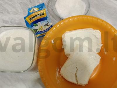 Varškės apkepas su jogurtu ir uogomis Žingsnis 3