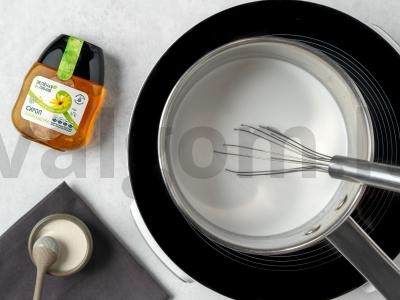 Panna Cotta be cukraus su mangais Žingsnis 1