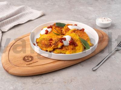 Morkų blynai su manų kruopomis pagrindine nuotrauka