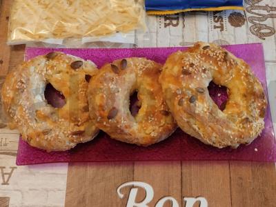 PP spurgos su sūriu ir varške pagrindine nuotrauka