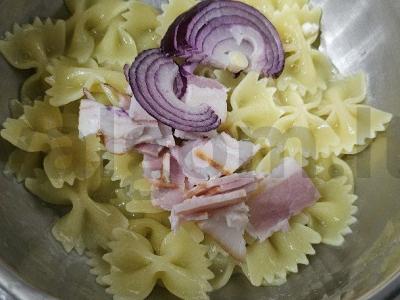 Makaronai su virta-rūkyta krūtinėle ir daržovėmis grietinėlės padaže Žingsnis 4