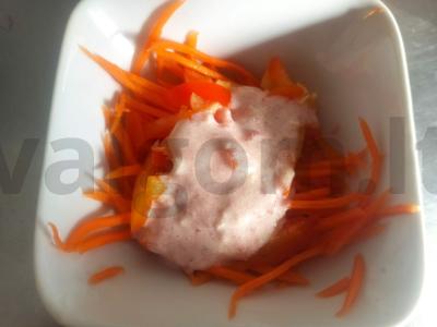 Salotas „Oranžinė diena“ su morkomis Žingsnis 4