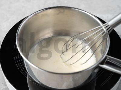 Paprastas sausainių tortas Žingsnis 2