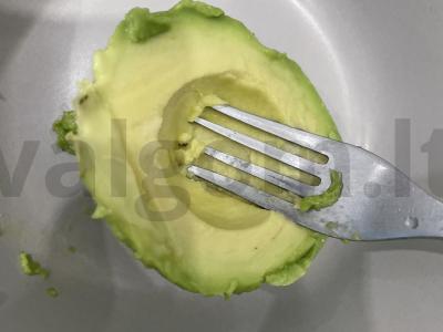 Avokadų sumuštiniai Žingsnis 2