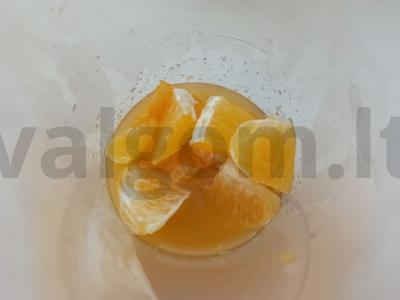 Citrusinė gėrimas su ananasų sultimis Žingsnis 2