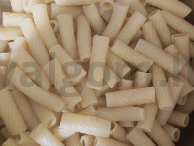 Makaronai su kiaulienos ir jautienos troškiniu Žingsnis 3