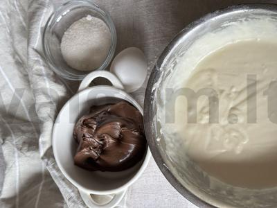 Blynai su šokoladiniu riešutų kremu Žingsnis 2