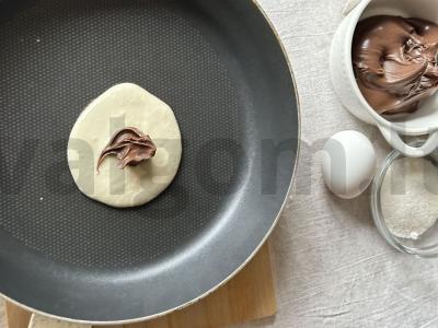 Blynai su šokoladiniu riešutų kremu Žingsnis 3