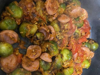 Briuselio kopūstai su dešrelėmis Žingsnis 8