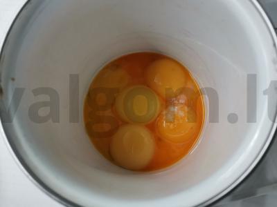 Abrikosų ritinys Žingsnis 3