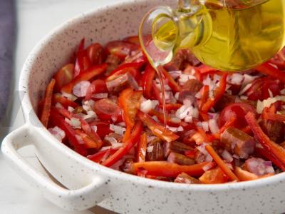 Pupelės su medžiotojų dešrelėmis Žingsnis 4