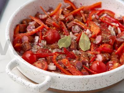 Pupelės su medžiotojų dešrelėmis Žingsnis 6