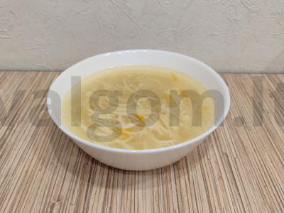 Jautienos sriuba su namine makaronais pagrindine nuotrauka