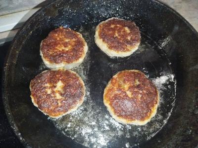 Kotletai su česnaku „Aromatiniai“ Žingsnis 6