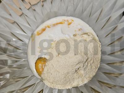 Purios kukurūzų miltų apkepas Žingsnis 2